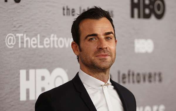 justin-theroux-mute.jpg