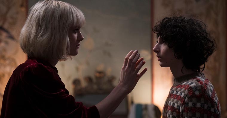 The Turning, trailer, Mackenzie Davis, Finn Wolfhard