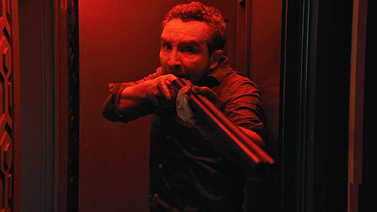 Feedback, Eddie Marsan, TNT, Pedro Alonso